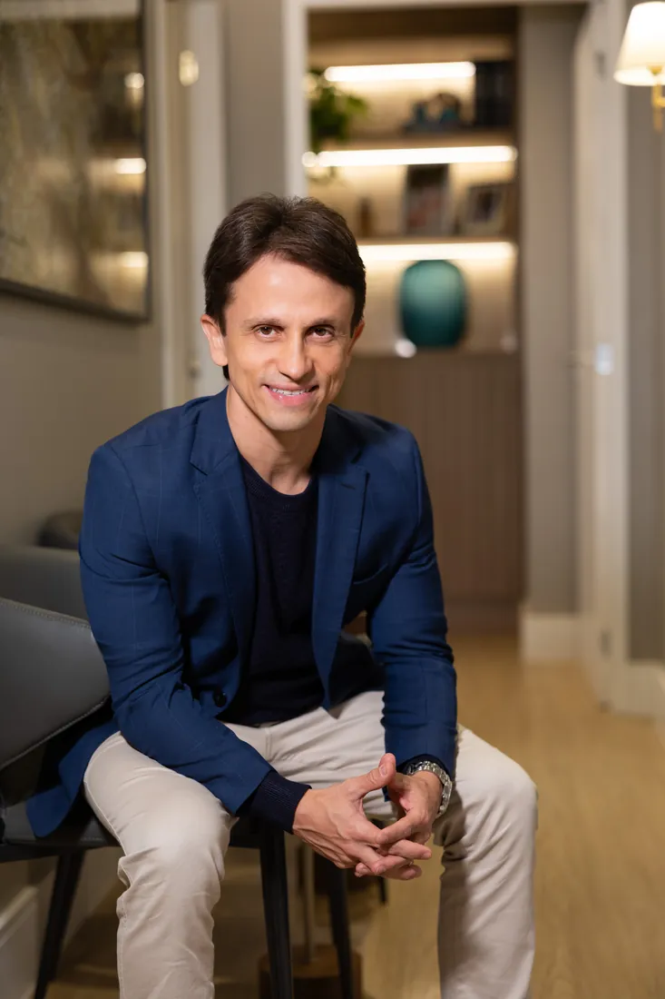 Dr. Gustavo Inácio, urologista, na Clínica Laris
